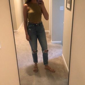 American Eagle Mom Jeans